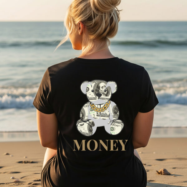Camiseta Negra Unisex “Salut Bear” – Diseño con oso urbano y tipografía en rojo