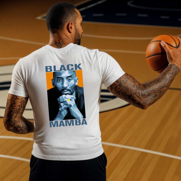 Camiseta Blanca Premium «Black Mamba» – Homenaje Urbano al Baloncesto