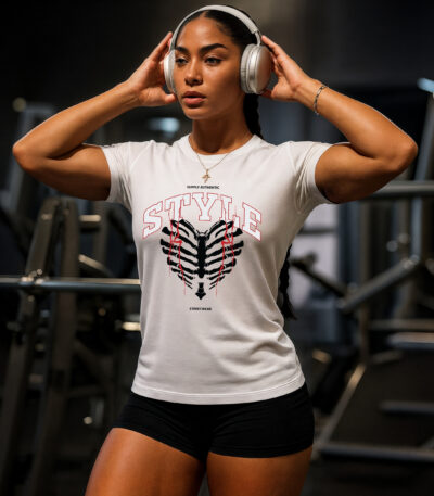 Camiseta Blanca «STYLE» – Diseño Urbano con Estampado de Grafito y Detalles Rojos