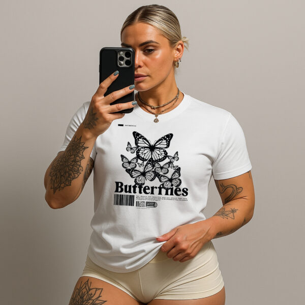 Camiseta Blanca Premium Unisex "Butterflies" – Diseño Minimalista con Mariposas en Negro